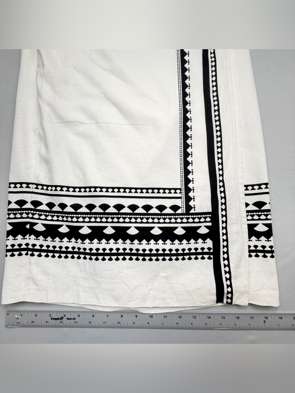 NWT Tahari White Black Geo Pattern Linen Blend Midi Maxi Skirt Size Medium - Picture 10 of 15